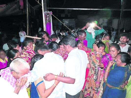 పొచ్చెరకు అడెల్లు మృతదేహం1