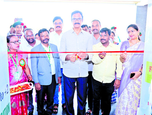 తరగతి గది నుంచే భవిష్యత్కు పునాది 1