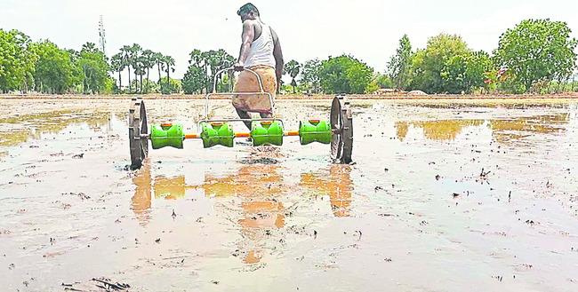 యంత్రం సాగుకే మొగ్గు1