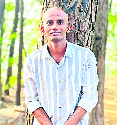 రోడ్డు ప్రమాదంలో యువకుడి దుర్మరణం
2
