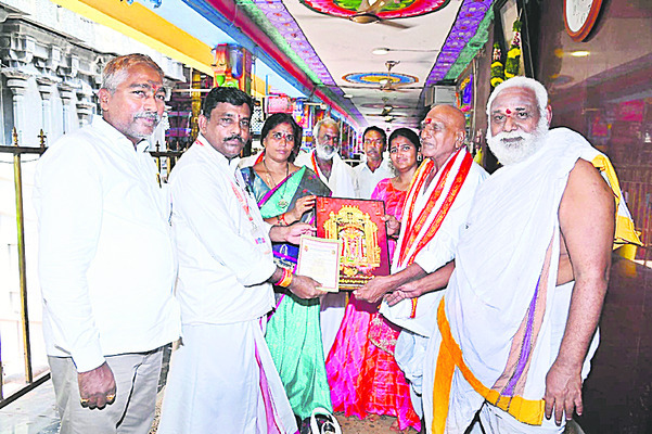 గుంటూరు రైల్వేస్టేషన్‌లో తనిఖీలు  1