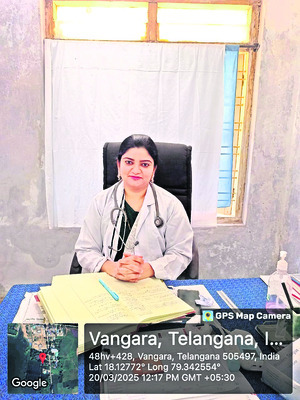 రుబీనా, పీహెచ్‌సీ వైద్యురాలు2