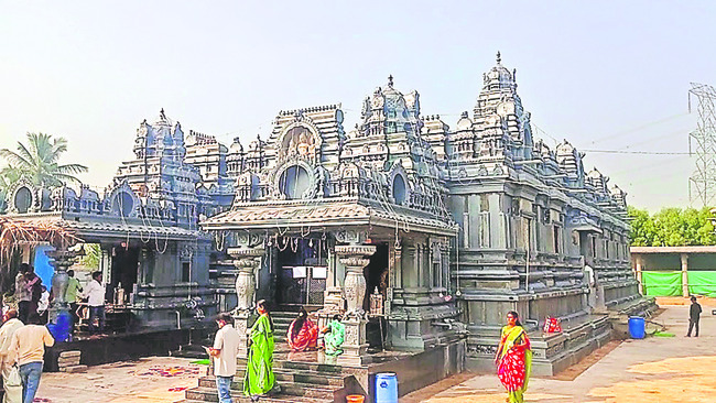 ఆంధ్రా అరుణాచలంలో.. ఆధ్యాత్మిక శోభ1