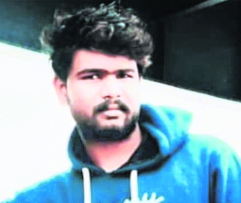 రెండు బైక్‌లు ఢీ :  యువకుడి దుర్మరణం 
1
