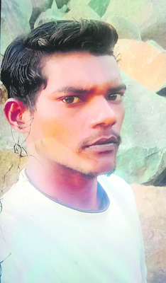 రోడ్డు ప్రమాదంలో యువకుడి మృతి 1