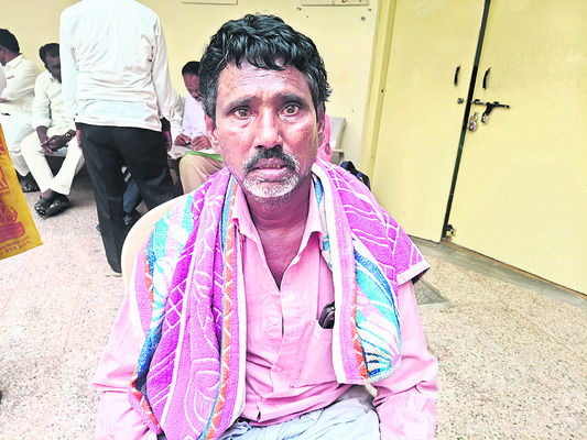 ప్రజా ప్రదక్షిణ వేదిక 4