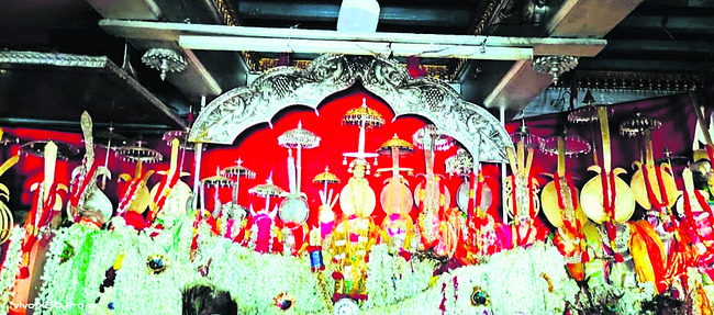 సంక్షేమ పథకాల అమలుపై  శ్రద్ధ చూపాలి 1