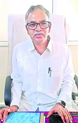 వైద్యుడు దేవుడితో సమానం3