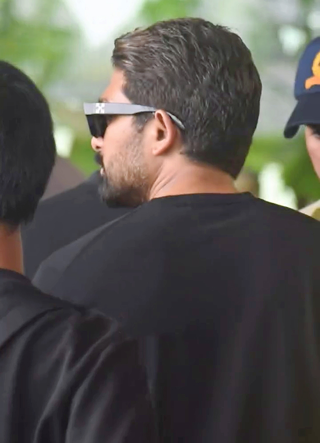 allu arjun atlee movie shooting in mumbai photos7