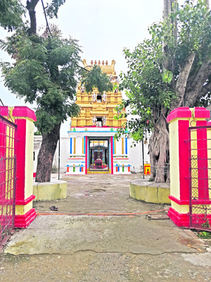 కుస్తాపూర్‌ నంది పోచంపాడ్‌లో ప్రతిష్ఠాపన 1