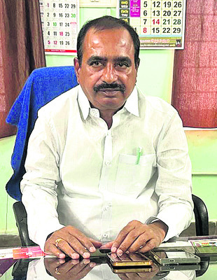 ఇంకా తడబాటే1