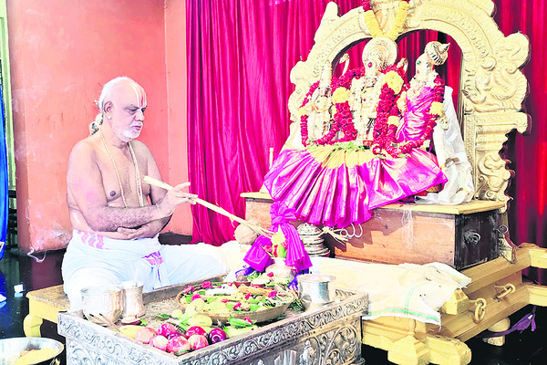 నేత్రపర్వంగా రామయ్య నిత్యకల్యాణం1