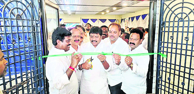 ఉత్తరాంధ్ర కీర్తిని నిలిపిన నేత1