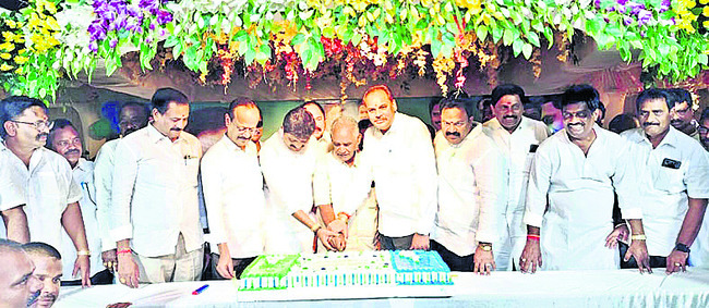 ఉత్తరాంధ్ర కీర్తిని నిలిపిన నేత1