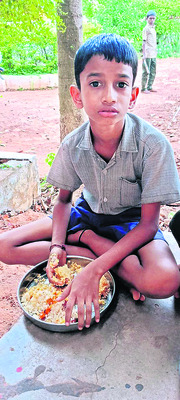 పస్తులు ఉండలేక 2