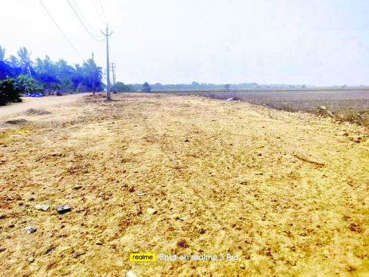 పాముకాటుతో బాలిక మృతి 1