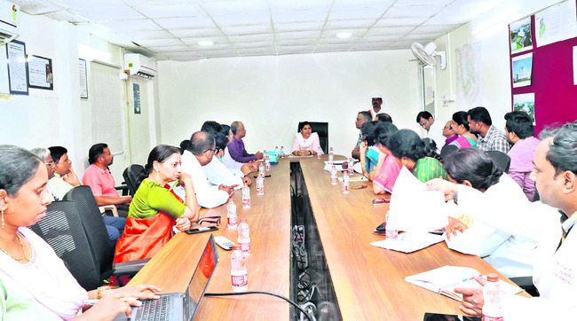‘సూపర్ స్పెషాలిటీ’ పనులు పూర్తిచేయాలి1