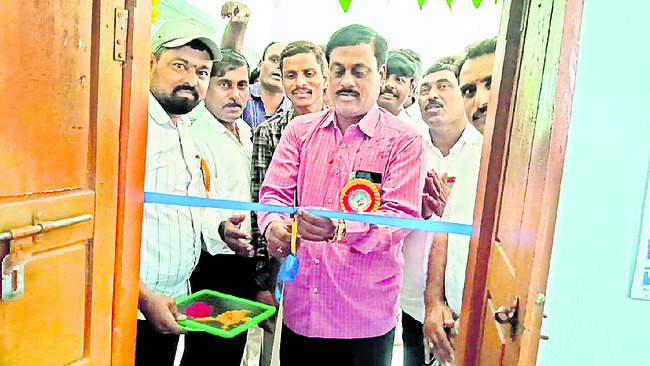 పాఠశాల పునఃప్రారంభం
1