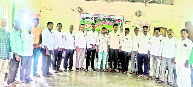 యూరియా కొరత లేకుండా చూడాలి 1
