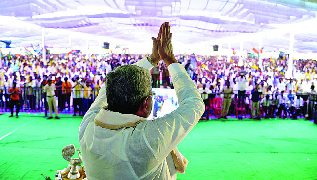 సీఎం కుర్చీ పంపకం ఉత్తిదే1