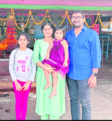ఇద్దరు తప్పనిసరి..
1