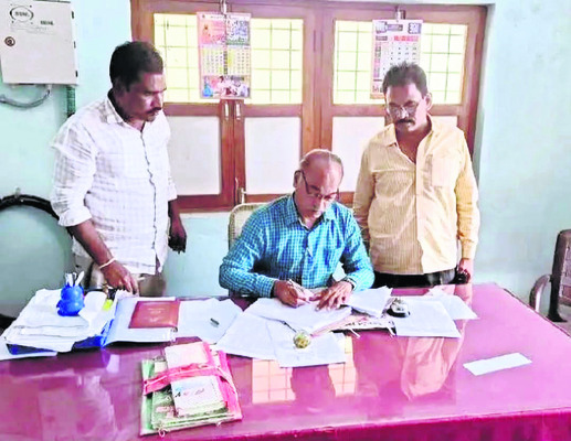 ఎల్లారెడ్డి ఆర్డీవోగా పార్థసింహారెడ్డి
1