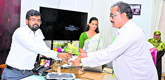 డీఎస్ఓగా మోహన్బాబు బాధ్యతల స్వీకరణ1