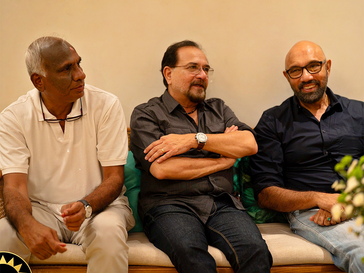 Celebrating 10 Years Of Baahubali Party Photos Goes Viral11