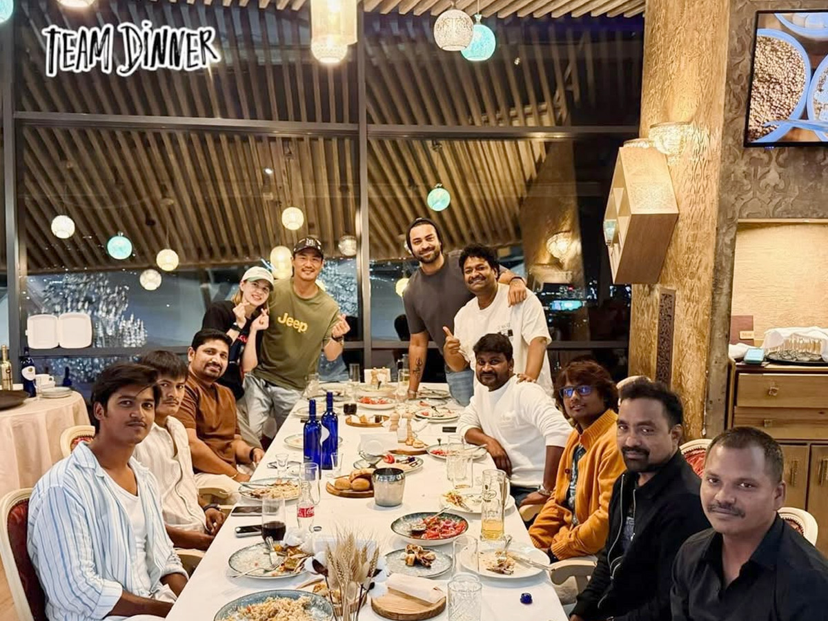 Hero Varun Tej Enjoying Holiday Trip With Friends Photos3