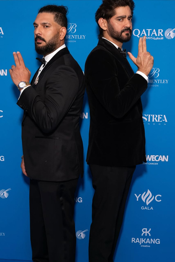 Yuvraj Singh Hosts Star-Studded Charity Dinner Photos18
