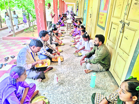 నోటు పుస్తకాలను సకాలంలో సరిదిద్దాలి 1