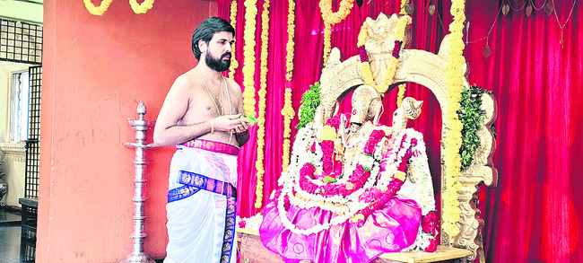 గోదావరి పరవళ్లు..3