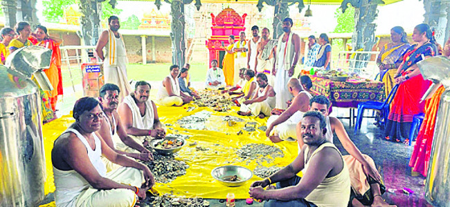 తోటపల్లి వెంకన్న హుండీల ఆదాయం రూ.5.17లక్షలు 1
