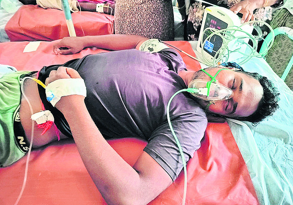 డ్రైనేజీలో మహిళ మృతదేహం 1