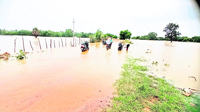 పెరుగుతున్న గోదావరి3