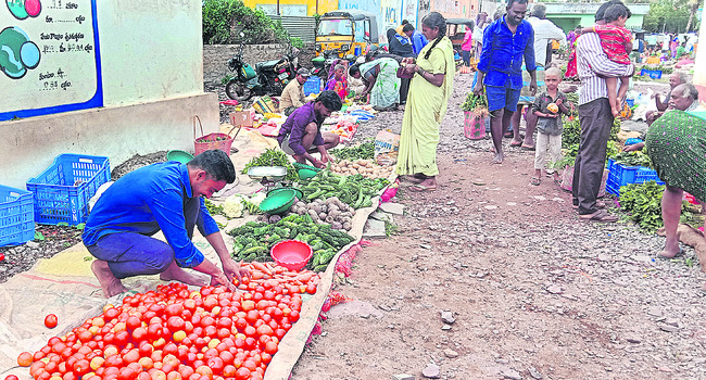 రైతులు వేసే ప్రతి పంటకూ బీమా 2