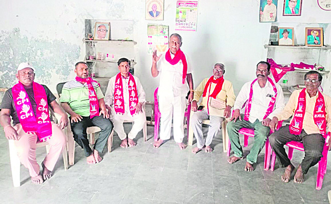 ఆర్టీసీని ఆదరిస్తే మరిన్ని మెరుగైన సేవలు
1
