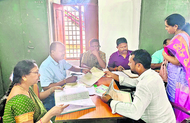 సర్వీస్ బుక్స్, సర్టిఫికెట్ల వెరిఫికేషన్1