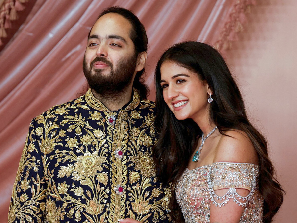 Radhika Merchant, Anant Ambani 1st wedding Anniversary Photos11