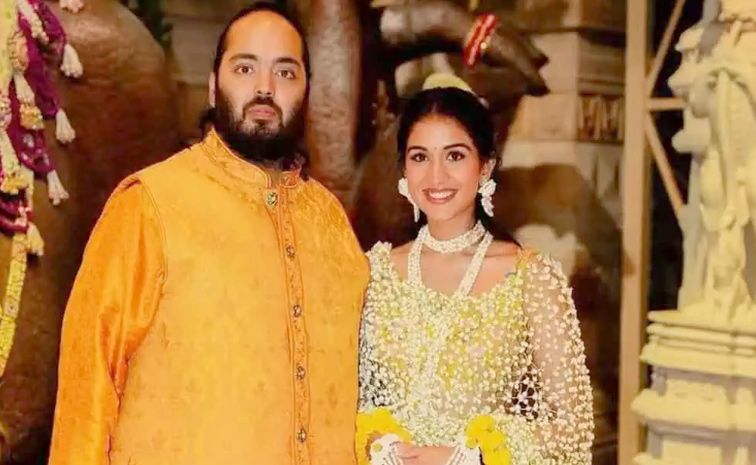 Radhika Merchant, Anant Ambani 1st wedding Anniversary Photos13