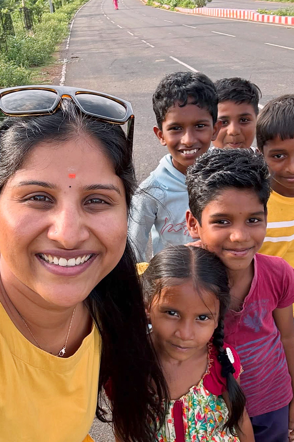 Singer Mangli Visited srisailam temple With Family Photos7