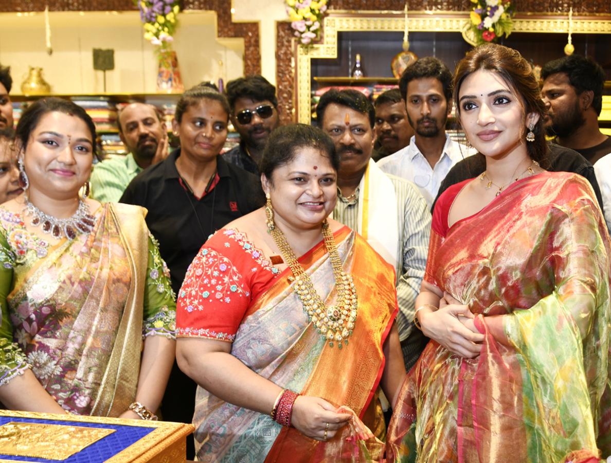 Heroine Sreeleela at Visakhapatnam6