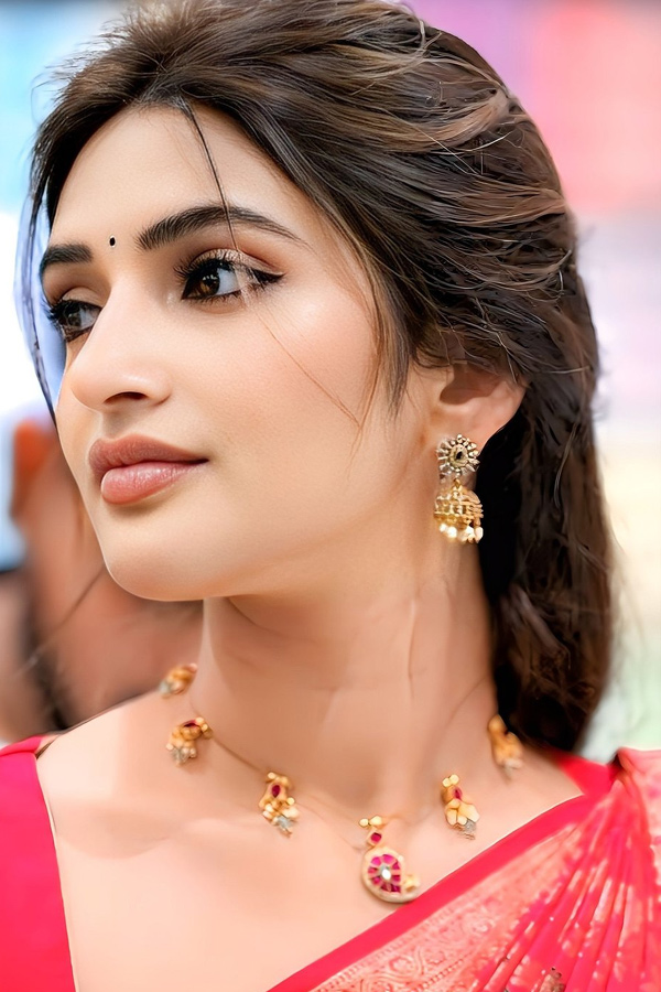 Heroine Sreeleela at Visakhapatnam9