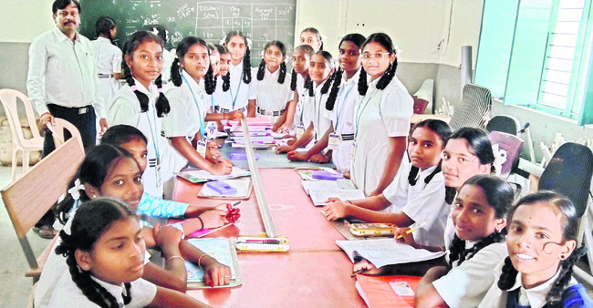 డొంకేశ్వర్ స్కూల్ విజయఢంకా 4