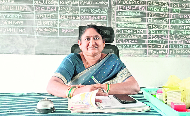 చదువులు సాగేదెలా?1