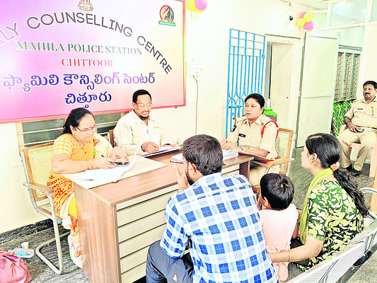 ఔను.. వాళ్లు ఒక్కటవుతున్నారు 1