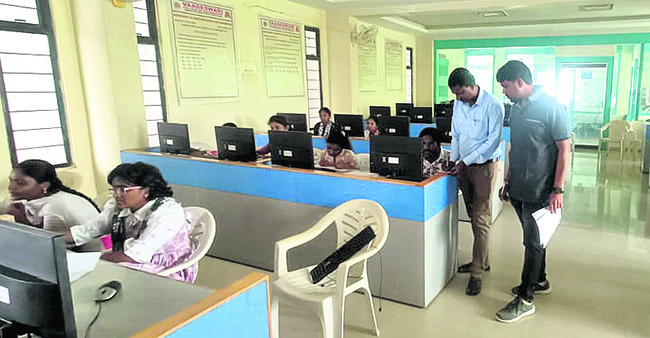 స్థానిక సమరంలో   కాంగ్రెస్‌దే విజయం
1