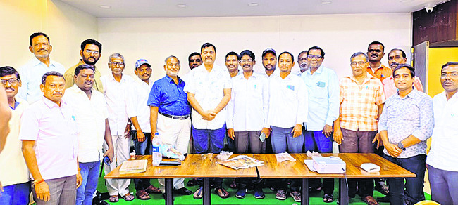 అడుగంటిన వరదకాలువ2