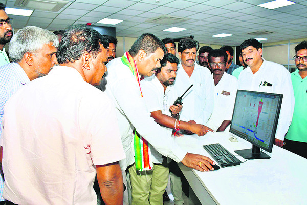 ‘సీతారామ’ జలాలు విడుదల1
