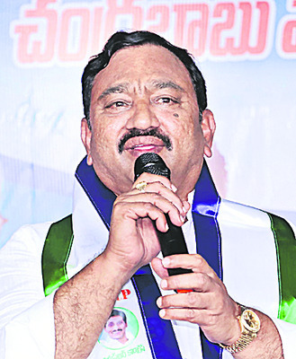అన్నివర్గాలను మోసం చేసిన బాబు4